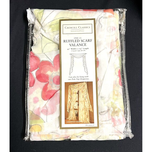 Croscill Other - Croscill Classics Magnolia Ruffled Scarf Valance Floral 45" x 174"